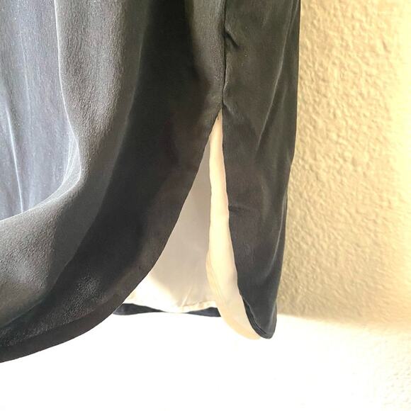 Vince 100% Silk Longline Black Henley Tank Top Size Small - Picture 3 of 7